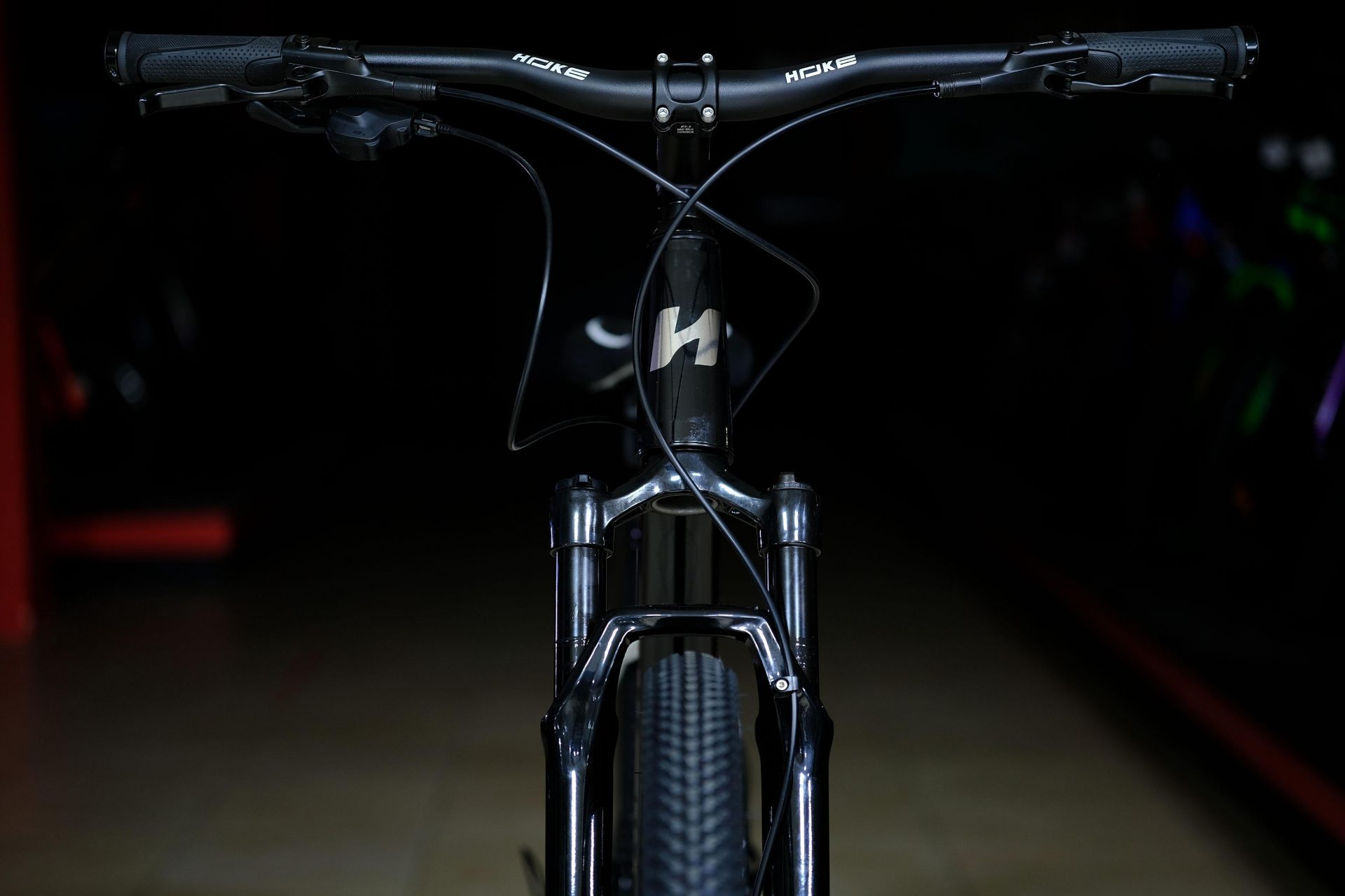 Вилка амортизационная GTMRK 362 MLO алюминиевая HOKE 7 Way 29 HD матовый чёрный 21